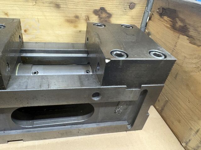 머신 바이스 KESEL SOLID-FUTURE