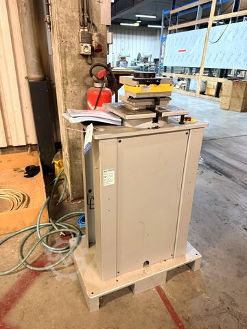 เครื่องอัดไฮดรอลิก URBAN nan