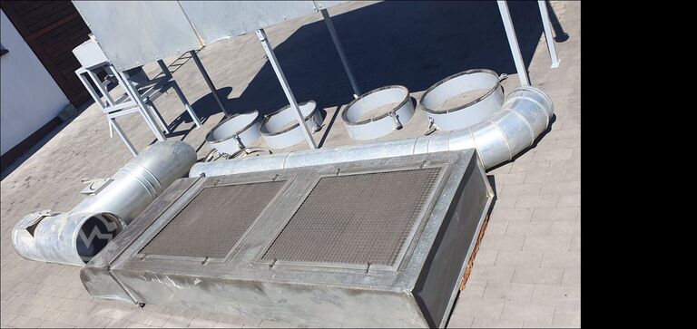 ระบบดูดฝุ่นแบบติดตั้งถาวรพร้อมตัวแยกเศษไม้ Elsinger D250