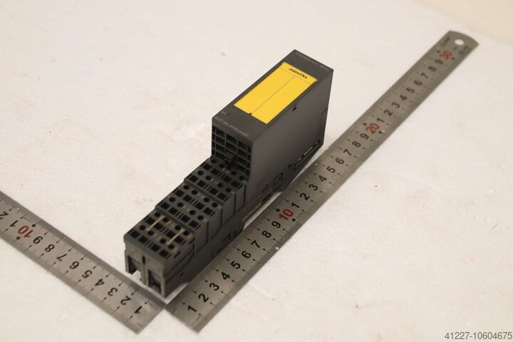 الوحدة الإلكترونية ET 200S Siemens 6ES7 138-4FR00-0AA0