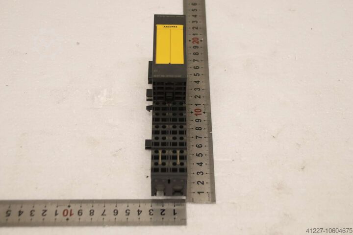 الوحدة الإلكترونية ET 200S Siemens 6ES7 138-4FR00-0AA0