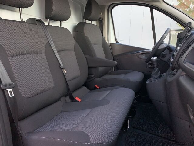 Dobozos furgon Renault 2.0 dCi 120 Komfort KLIMA+DAB+LED+PDC+USB L1H1 KLIMA+DAB+LED+PDC+USB
