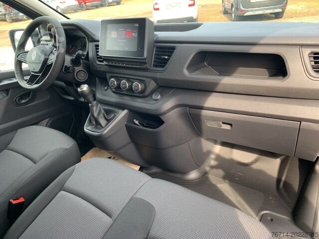 Panelová dodávka Renault Trafic KOMFORT L2H1 BLUE dCi 130 KAMERA+PDC+LED
