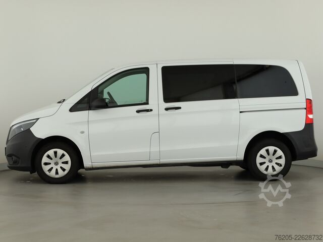 Мікроавтобус Mercedes-Benz Vito 116 CDI Tourer 2 x Schiebetür 5 Sitze