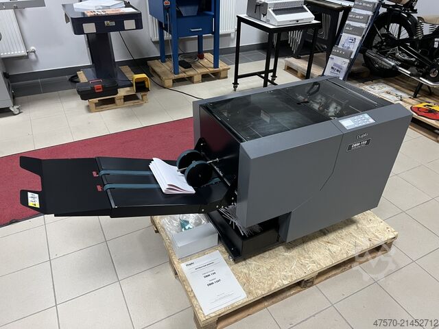 Broshurë me makinë prerëse Duplo DBM 150 Booklet Maker with Trimmer