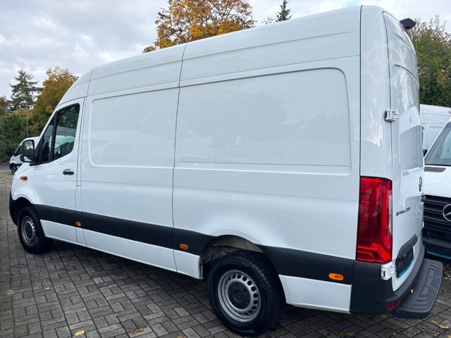 Fourgon tôlé MERCEDES-BENZ Sprinter 317 CDI L2H2|360°KAM|BREMSE+REIF+TÜVneu