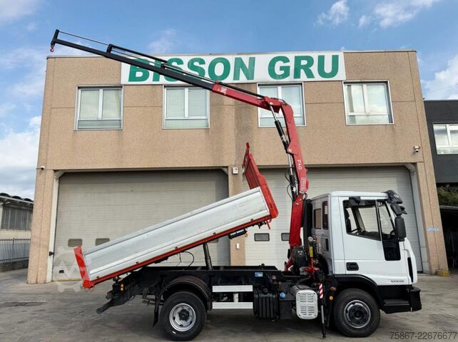 CAMION AVEC GRUE ET BENNE Iveco EUROCARGO ML 100E22