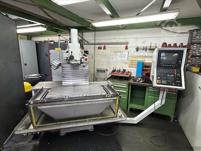инструментална фреза HERMLE UWF 900 E
