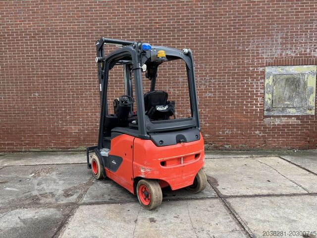 电动四轮叉车 Linde E18PH-02