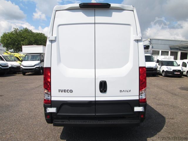 Furgão de teto alto IVECO 35 S16 *Euro6*Klima*95044 Km*