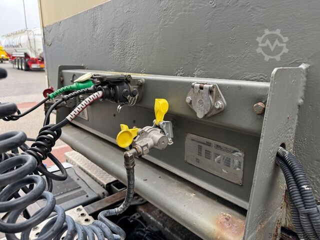 Box body Burg 2-Axle Flowers/Blumen/Bloemen Heater, Webasto, ...