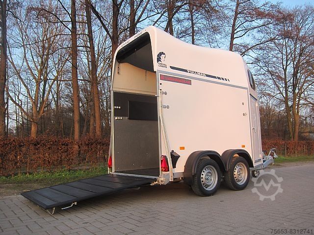 Remolque para caballos Cheval Liberté Gold One Eco 1,5er Pullman 100 km/H direkt Verkauf single horse trailer