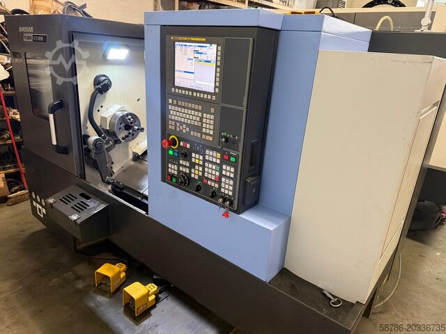 CNC lathe DOOSAN PUMA GT2100M