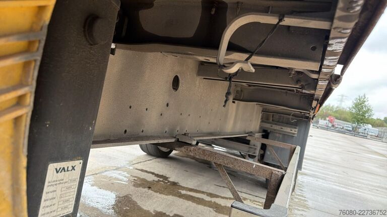 Flatbed SCHMITZ SPR 27 (SAF AXLES / DISC BRAKES)
