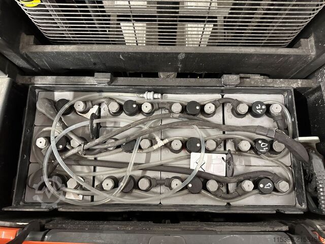 ручной штабелер Toyota SPE 160 L - TRIPLEX 5,4 m - 1049 Bts. !!!!!!