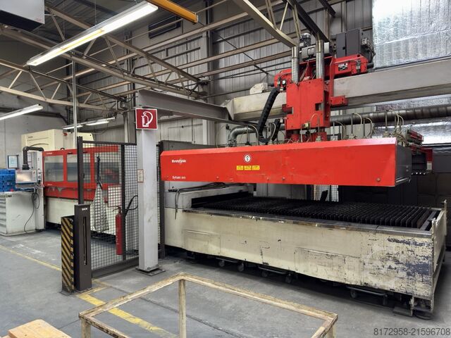 Laser cutting machine Bystronic ByStar 3015