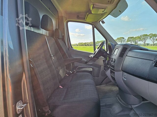 উঁচু ছাদের স্টেশন ওয়াগন MERCEDES-BENZ Sprinter 313CDI L1H1 Autom. Trekhaak