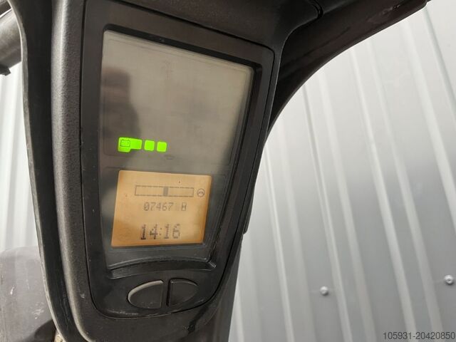 Sähkökäyttöinen 3 -pyöräinen trukki Linde E12-01