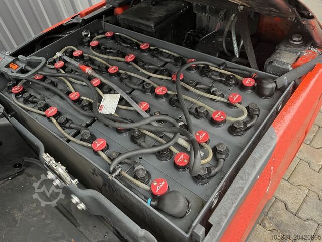 Električni 3 -kolesni viličar Linde E14-02