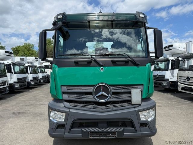 Autocarro ribaltabile MERCEDES-BENZ ANTOS 1840 L Absetzkipper HYVA*Teleskop*FUNK