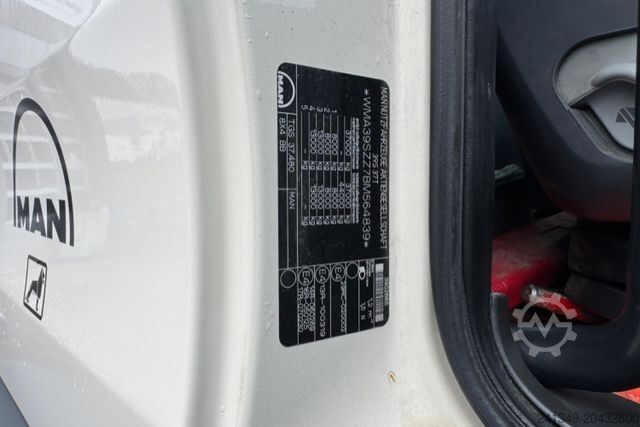 Ανατρεπόμενο φορτηγό MAN TGS 37.480 8x4 Moser