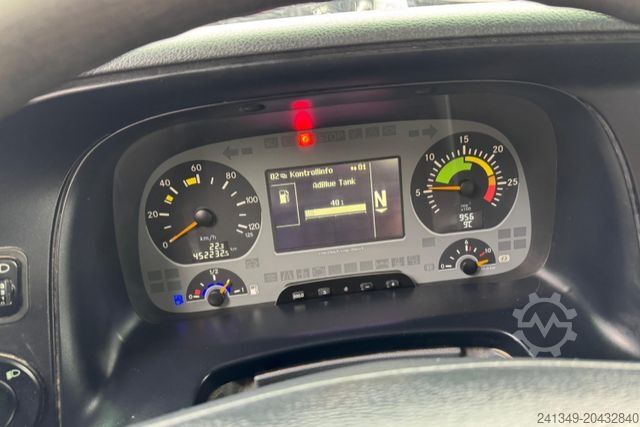 Autocarro ribaltabile MERCEDES-BENZ Actros 3246 8x4 Moser