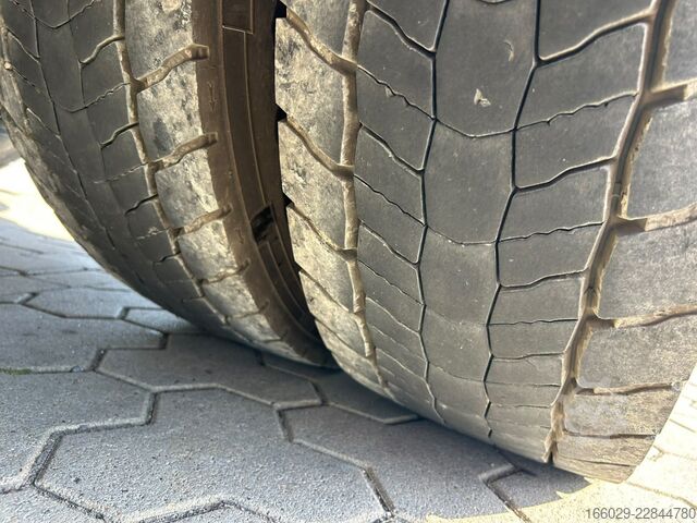 Standardni tegljač MAN TGX 18.510 4x2 mit Hydraulik
