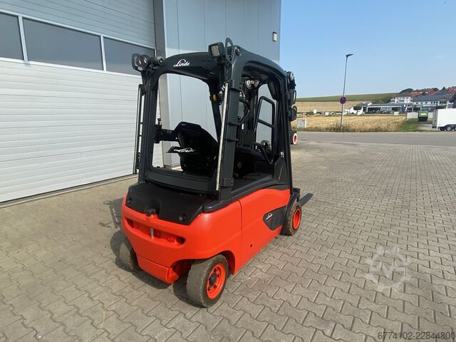  Linde E20PL-02 + Ladegerät 3516 --EK