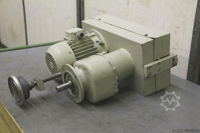 Reguliuojamas pavarų variklis 0,75 kW 4-28 aps./min. Nord B5