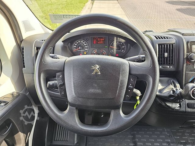 Break cu acoperiș înalt PEUGEOT BOXER 2.2 BHDI 140 L4H2