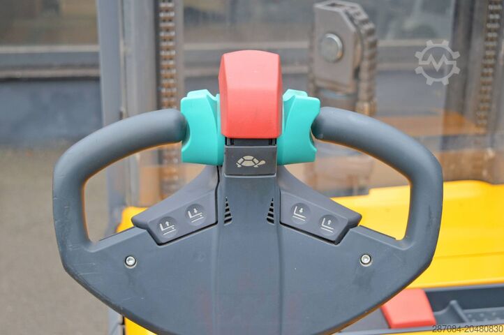 Pall staplare Jungheinrich EJC 214z