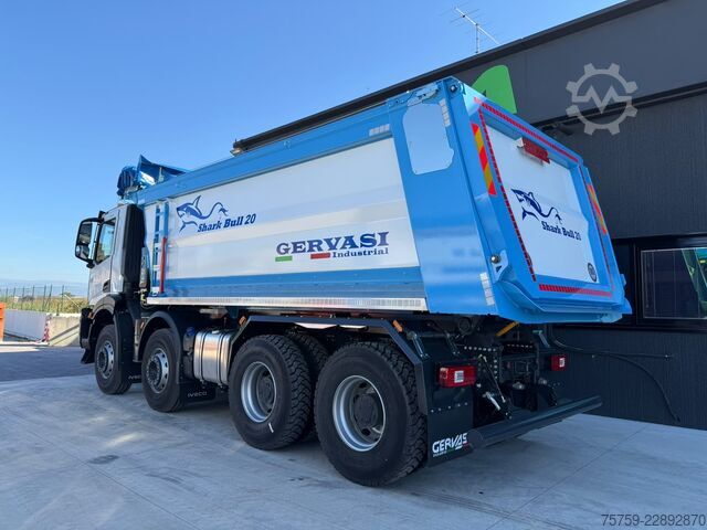 Kipper LKW Iveco T-Way 410T54 Kipper 20cbm 8x4