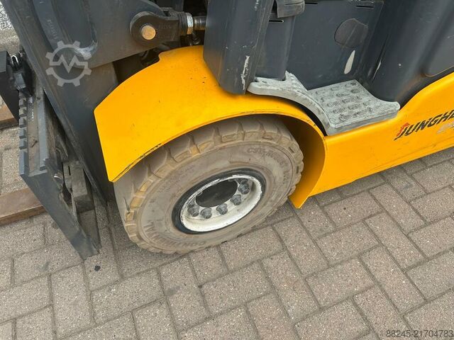 VS-22834 Elektryczny wózek widłowy trójmasztowy Jungheinrich EFG 425ks JUNGHEINRICH EFG 425ks GE115-470DZ