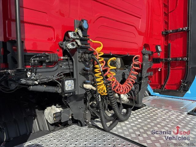 मानक ट्रैक्टर यूनिट Scania R 460 A4x2NA PTO P-AIRCO S2 RETARDER VECTO 3
