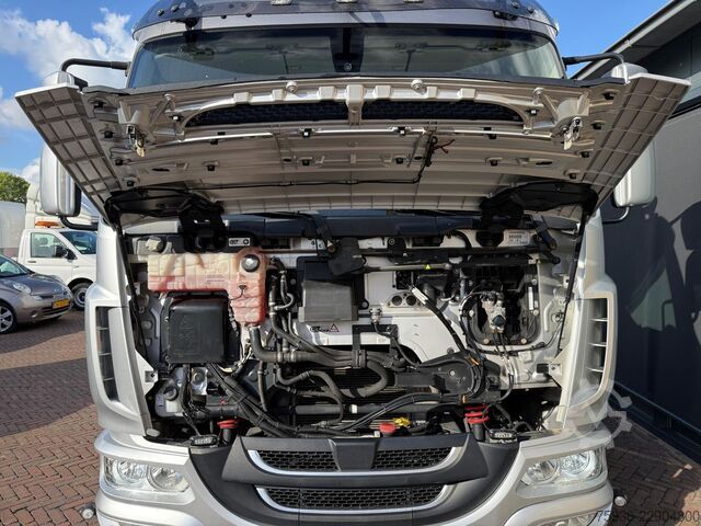 DAF LF 230 Tracteur Showtruck 6 cylindres 1er propriétaire Euro 6 D'origine néerlandaise DAF LF 230 Trekker Showtruck 6 Cylinder 1st Owner E...