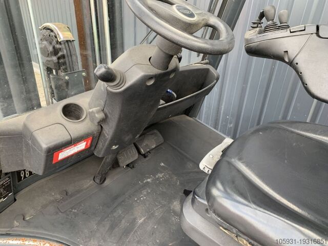 Stivuitoare GPL Linde H40T-02