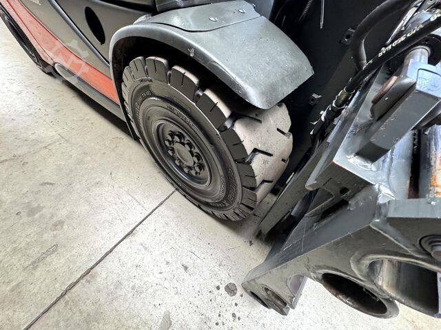 2021 UVV 09/2027 16.945 h Linde H 35T