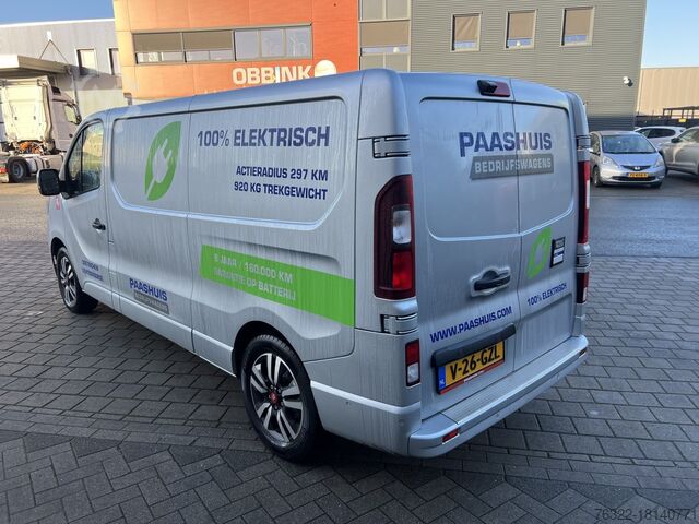 Furgonetka Renault Trafic E-Tech EXCLUSIVE L2H1 54 kw /CAMERA / BA...