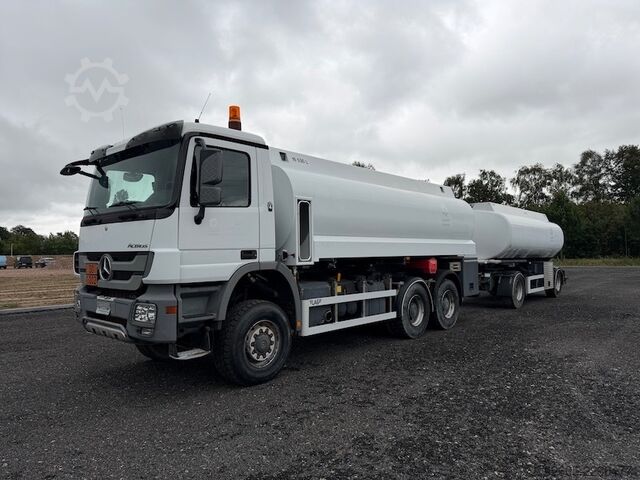 Tankwagen Mercedes-Benz Actros 3341