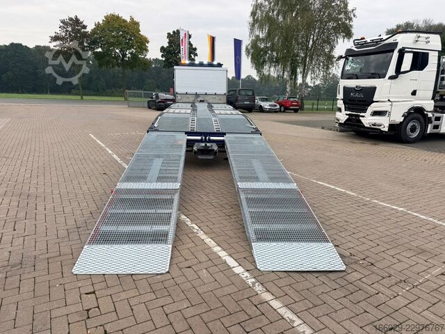 Camião porta-carros MAN TGS 35.540  Maschinentransporter mit Rampen