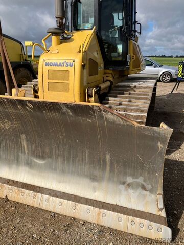 Walec drogowy KOMATSU D 51 PX-22