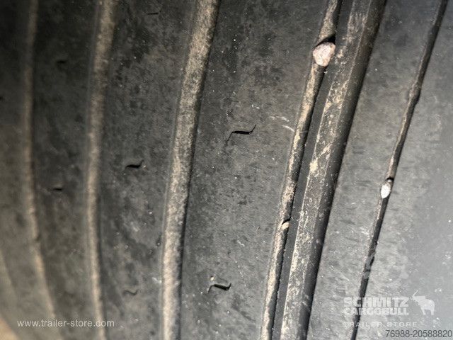 Semi-remorque bâchée Schmitz Cargobull Curtainsider Mega