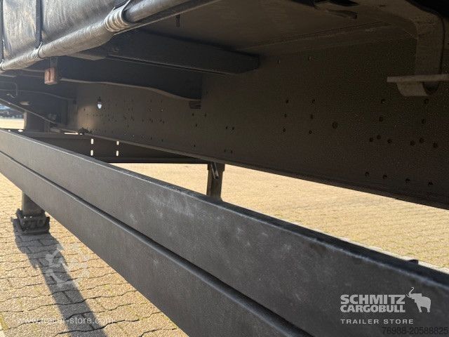 Semi-remorque bâchée Schmitz Cargobull Curtainsider Mega