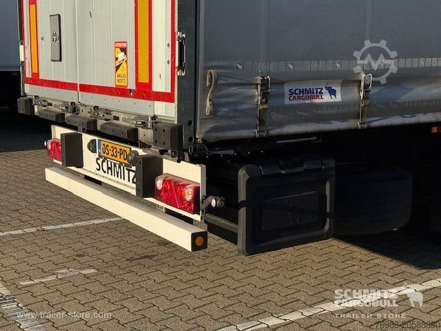 Brandalı açık yarı römork Schmitz Cargobull Curtainsider Standard Getränke