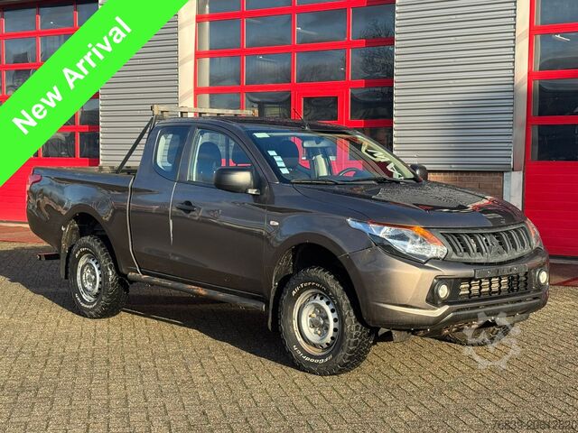 Mitsubishi L200 4*4 airco