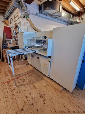 Bearbeitungszentrum mit Durchlauf MASTERWOOD TF100 2.0