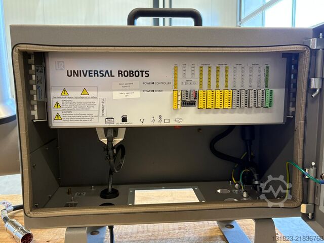  Universal Robots UR10e
