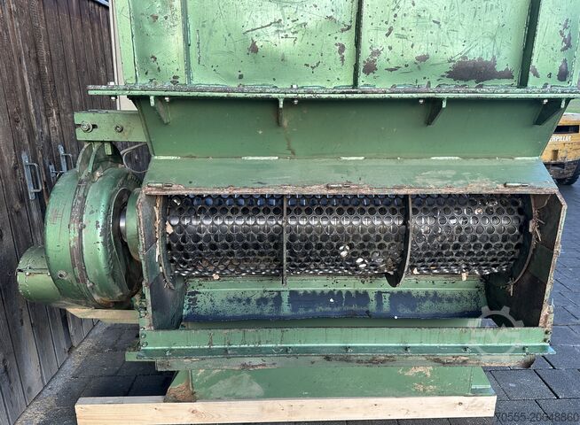 Single shaft shredder Vecoplan VAZ 145/130