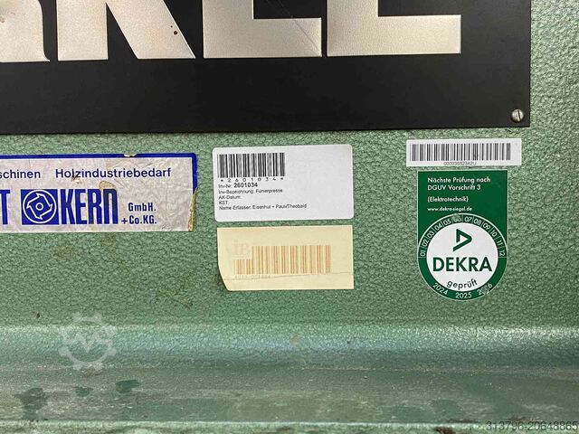 Presă furnir Bürkle U60