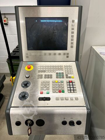 Centro de mecanizado universal Deckel Maho DMU 50T